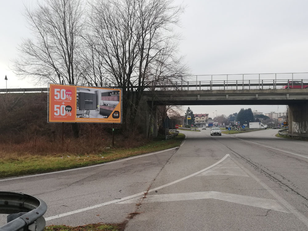 Via Leonardo Da Vinci dir. Villasanta 