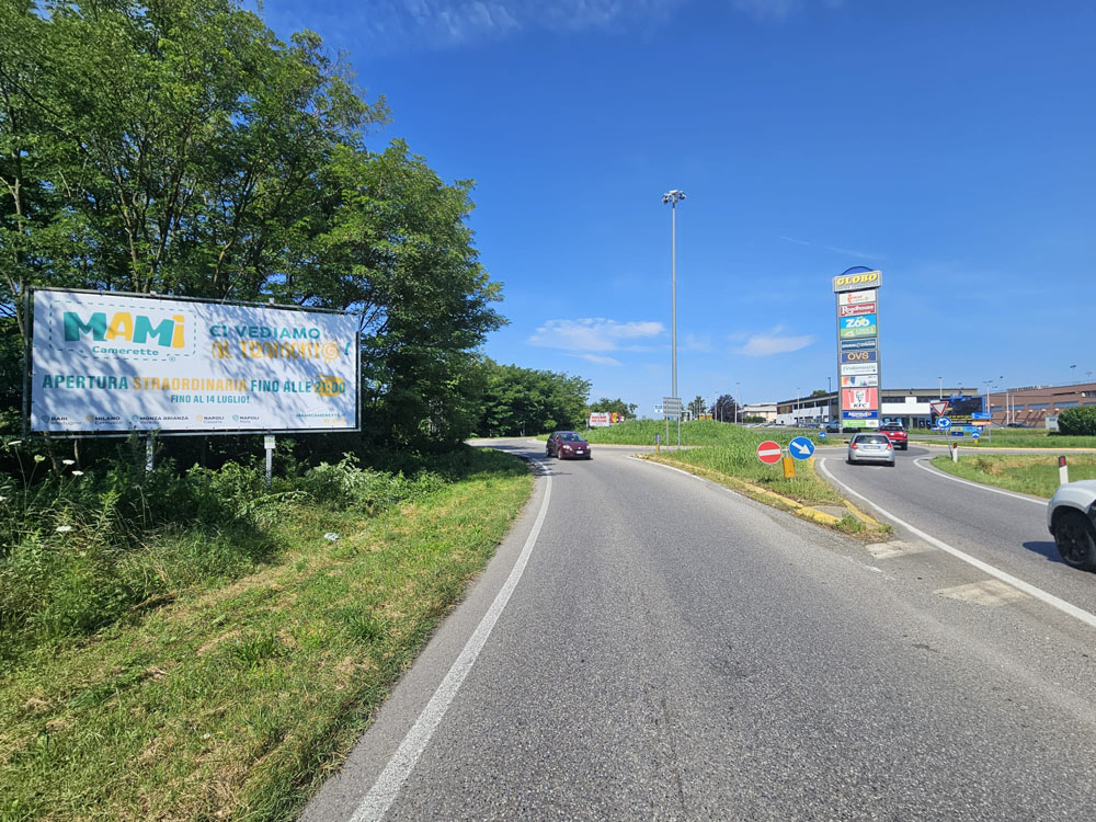 S.P.2 25MT PRIMA DI ROTATORIA ENTR.IL GLOBO LATO SX DIR.VIMERCATE