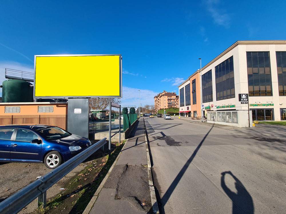 VIA CECHOV 50 MT PRIMA DI VIA TOLSOJ LATO SX