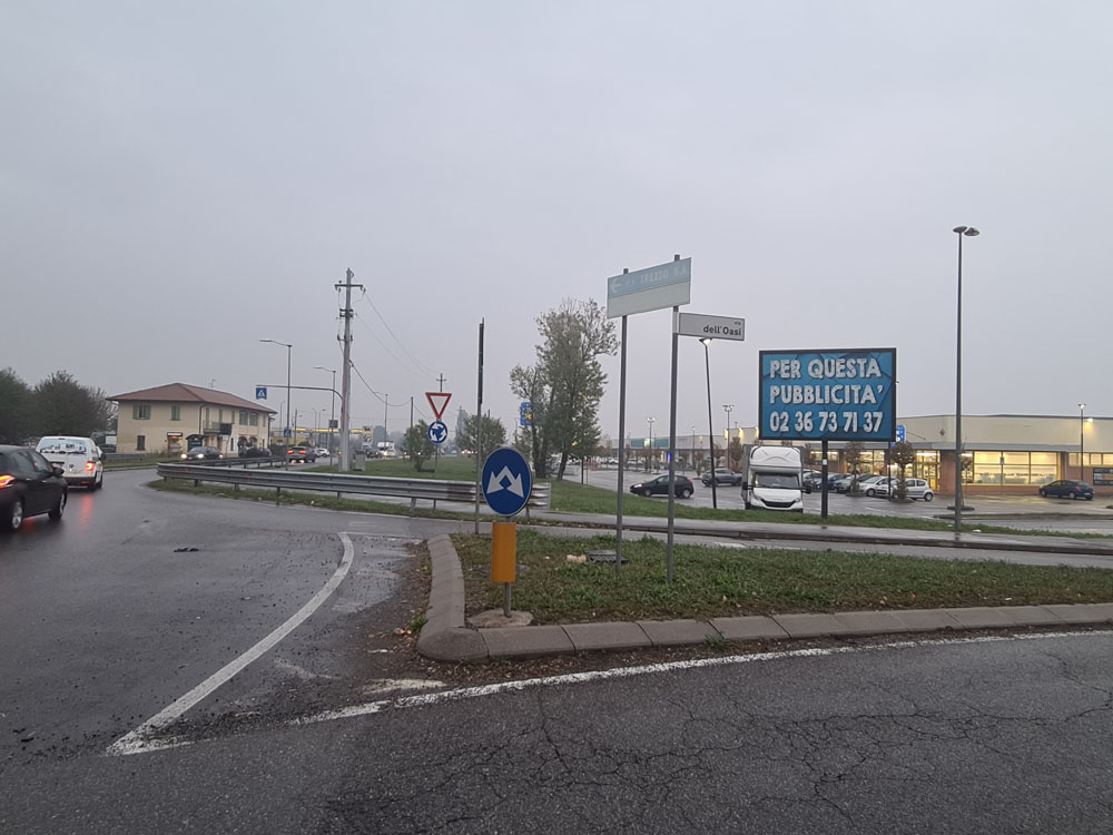 VIA DELL'OASI ENTRATA CENTRO COMMERCIALE EUROSPIN