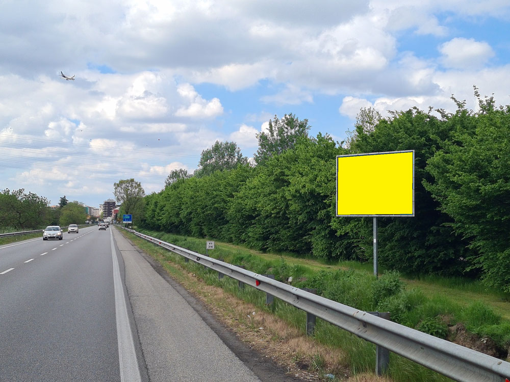 S.S. 9 KM 316+700 LATO DX PRIMA DI VIA BRIGATE PARTIGIANE