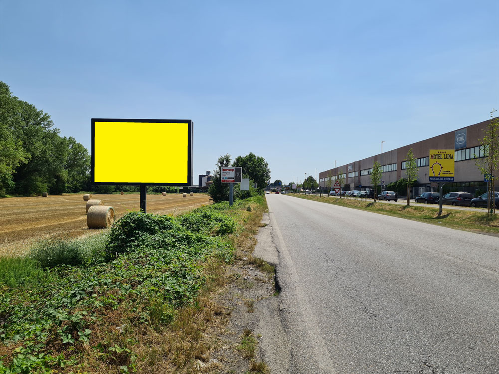 VIA GRANDI S.P. 15 BIS KM 6+164 SX LATO SX DIR. CENTRO CITTA'