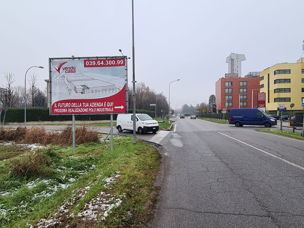S.P. 2 ang. Via Brambilla dir. Centro Città