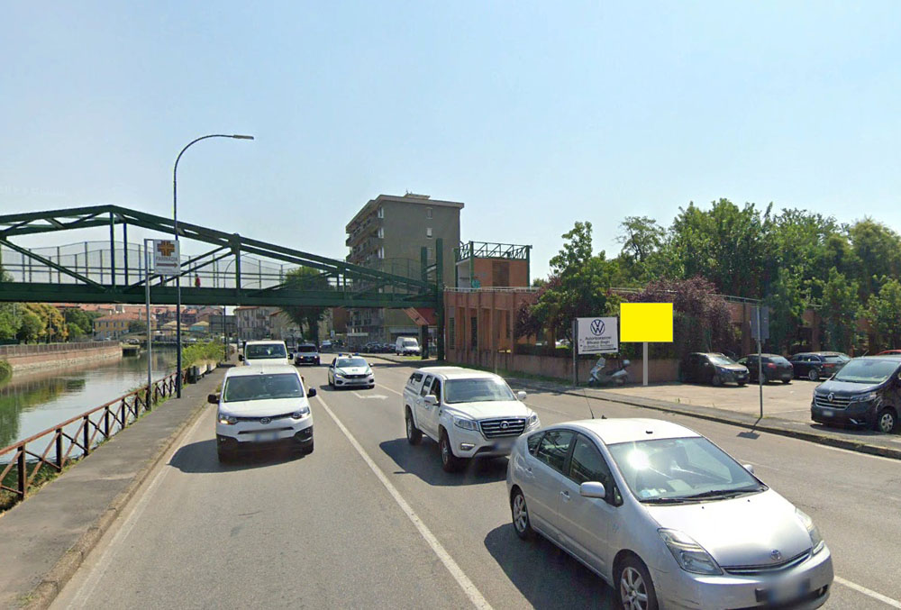 S.P. 59 Ang. Piazza Fratelli Cervi dir. Buccinasco