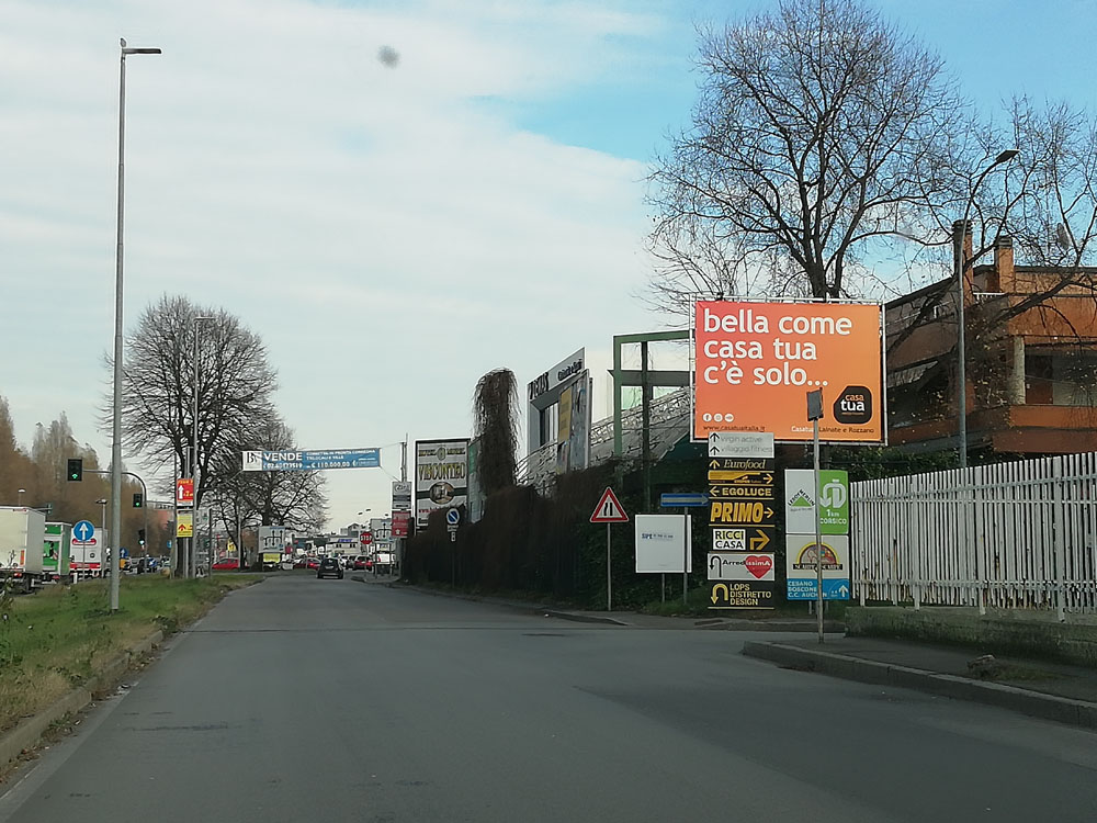 Via Delle Industrie f.te Campi Calcio