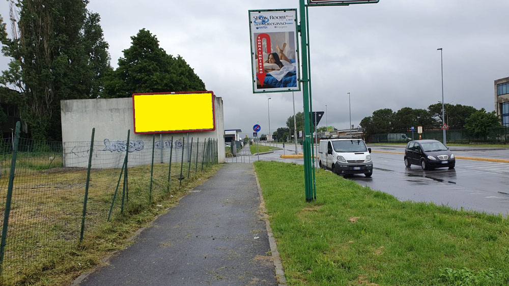 Corso Europa 60 dopo Rotatoria lato sx dir. Centro città